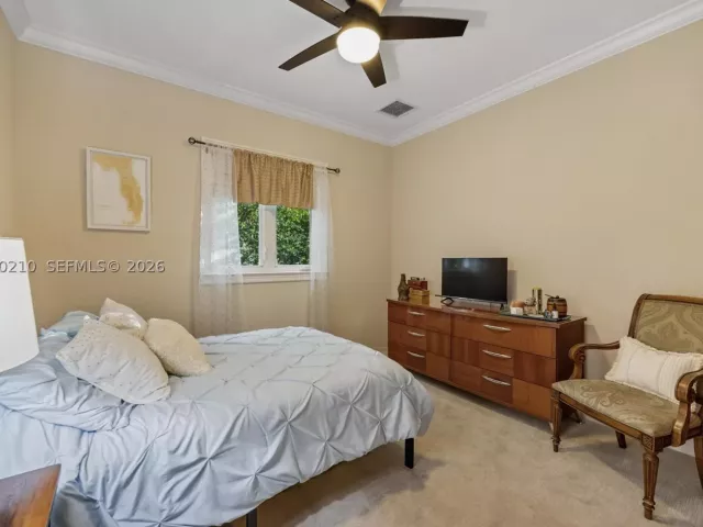 6-bedroom home for sale in Coral Gables - 11011 Marin Street - MondialRealty
