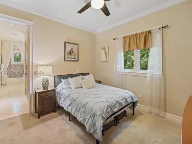 6-bedroom home for sale in Coral Gables - 11011 Marin Street - MondialRealty