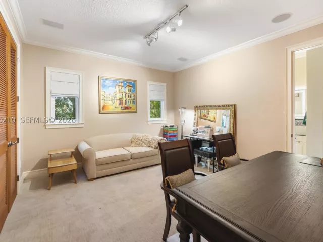6-bedroom home for sale in Coral Gables - 11011 Marin Street - MondialRealty
