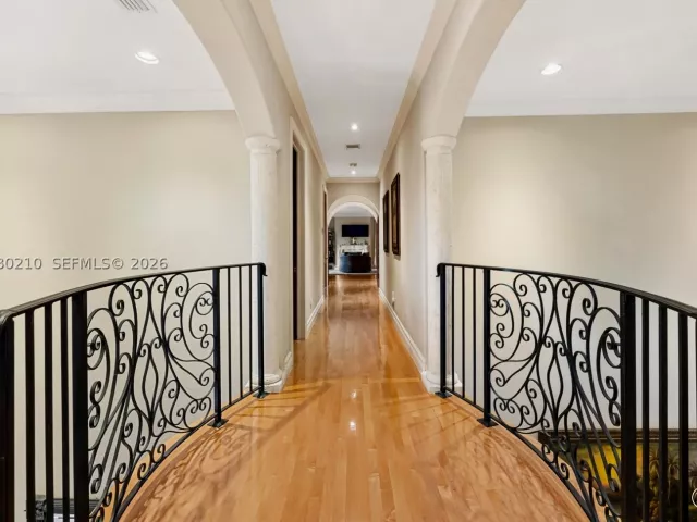 6-bedroom home for sale in Coral Gables - 11011 Marin Street - MondialRealty