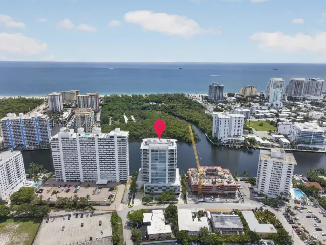 3-bedroom condo for sale in Fort Lauderdale - 920 Intracoastal Dr PH2 - MondialRealty