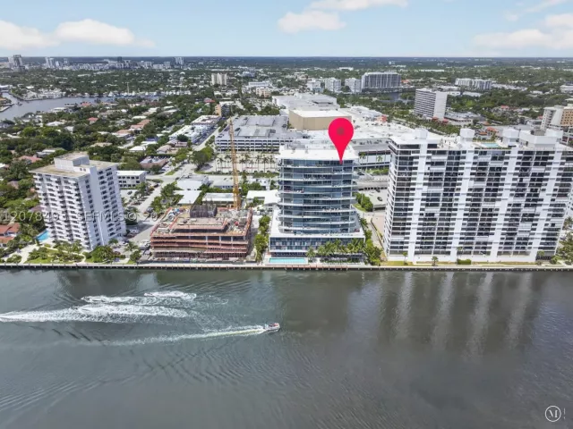 3-bedroom condo for sale in Fort Lauderdale - 920 Intracoastal Dr PH2 - MondialRealty