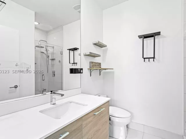 2-bedroom condo for rent in Miami - 1300 S Miami Ave PH5209 - MondialRealty
