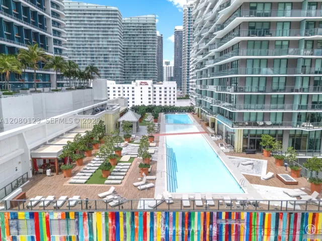 2-bedroom condo for rent in Miami - 1300 S Miami Ave PH5209 - MondialRealty