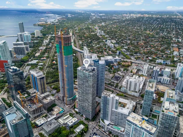 2-bedroom condo for rent in Miami - 1300 S Miami Ave PH5209 - MondialRealty