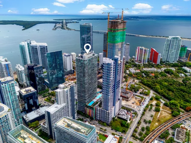 2-bedroom condo for rent in Miami - 1300 S Miami Ave PH5209 - MondialRealty