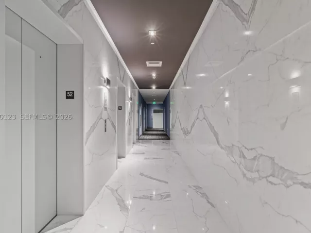 2-bedroom condo for rent in Miami - 1300 S Miami Ave PH5209 - MondialRealty