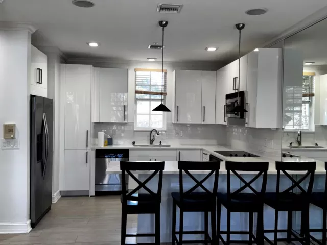 2-bedroom home for sale in Delray Beach - 75 NE 5TH Avenue M - MondialRealty