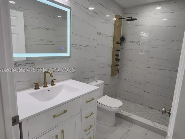 3-bedroom home for sale in Boca Raton - 9088 SW 22nd St E - MondialRealty