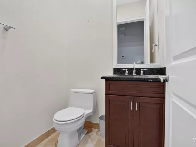 3-bedroom home for sale in Boca Raton - 125 NW GARDENER Street - MondialRealty