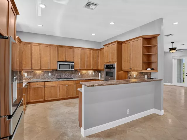 3-bedroom home for sale in Boca Raton - 125 NW GARDENER Street - MondialRealty