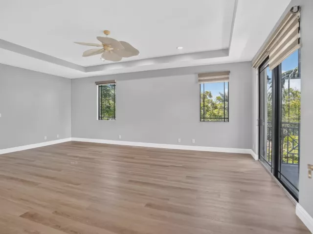 3-bedroom home for sale in Boca Raton - 125 NW GARDENER Street - MondialRealty