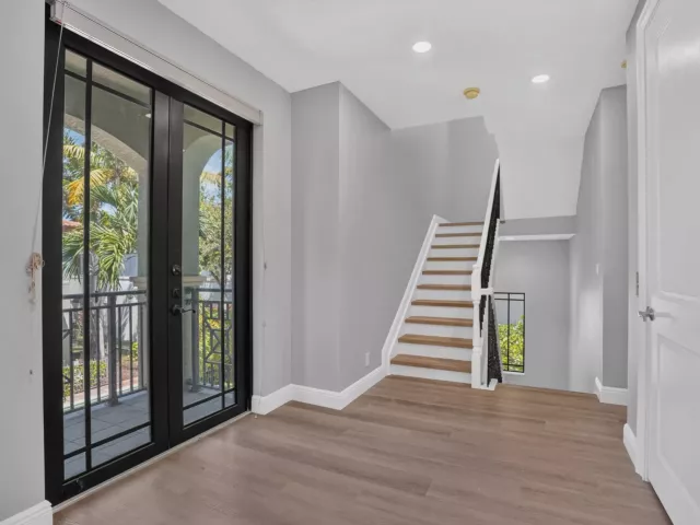 3-bedroom home for sale in Boca Raton - 125 NW GARDENER Street - MondialRealty