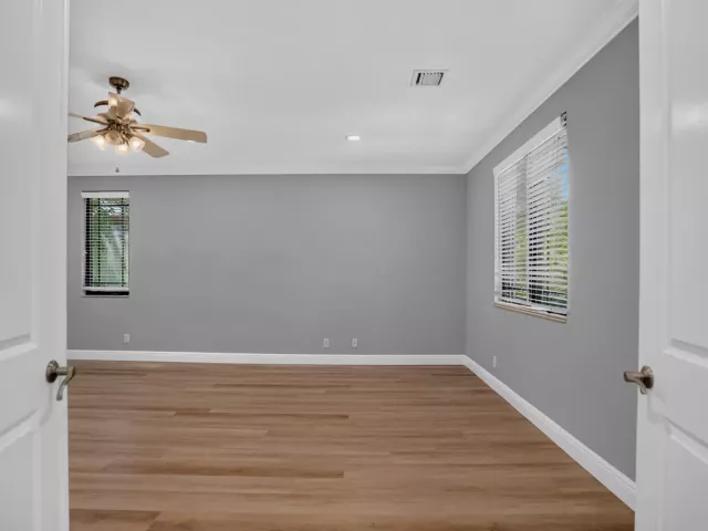 3-bedroom home for sale in Boca Raton - 125 NW GARDENER Street - MondialRealty