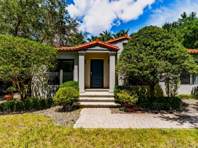 3-bedroom home for rent in Coral Gables - 119 Avila Ct 0 - MondialRealty