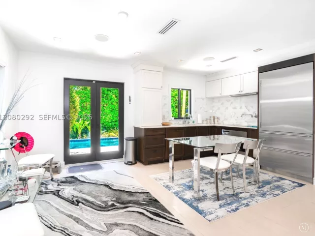 3-bedroom home for rent in Coral Gables - 119 Avila Ct 0 - MondialRealty