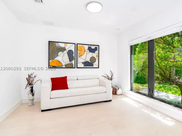 3-bedroom home for rent in Coral Gables - 119 Avila Ct 0 - MondialRealty