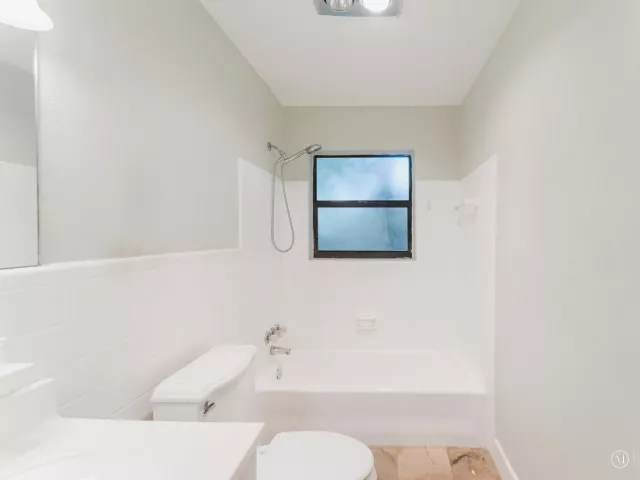 3-bedroom home for rent in Deerfield Beach - 816 SE 13TH Court - MondialRealty