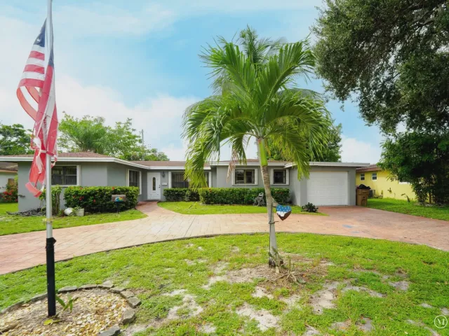 3-bedroom home for rent in Deerfield Beach - 816 SE 13TH Court - MondialRealty