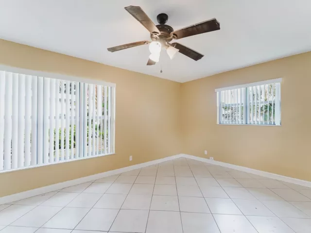 3-bedroom home for rent in Deerfield Beach - 816 SE 13TH Court - MondialRealty