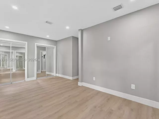 3-bedroom home for sale in Fort Lauderdale - 1508 SW 20th Ave - MondialRealty