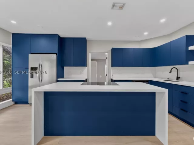 3-bedroom home for sale in Fort Lauderdale - 1508 SW 20th Ave - MondialRealty