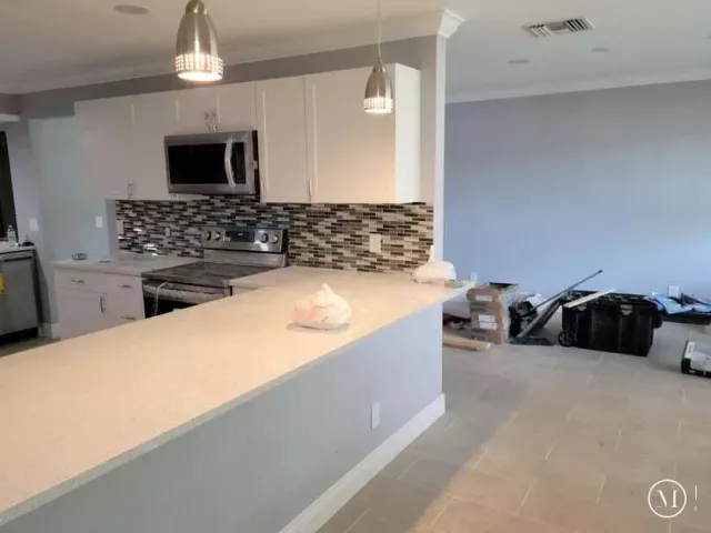 4-bedroom home for sale in West Palm Beach - 4010 N SHORE Drive - MondialRealty