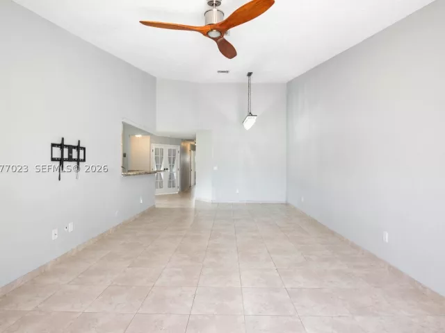 3-bedroom home for rent in Deerfield Beach - 5200 W Lakes Dr - MondialRealty