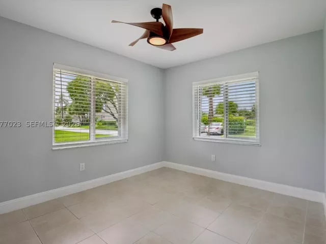 3-bedroom home for rent in Deerfield Beach - 5200 W Lakes Dr - MondialRealty