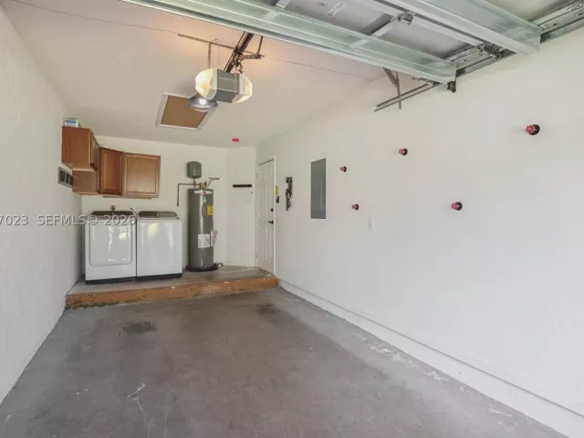3-bedroom home for rent in Deerfield Beach - 5200 W Lakes Dr - MondialRealty