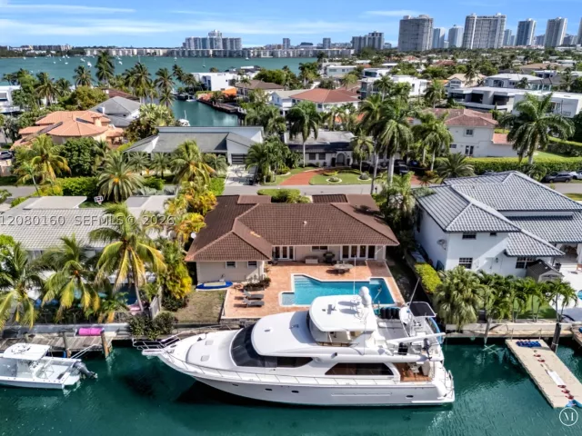3-bedroom home for sale in North Miami Beach - 2930 NE 164th St - MondialRealty