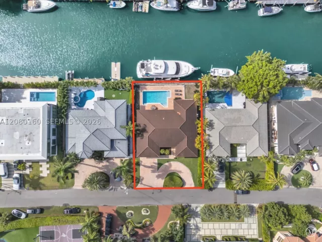 3-bedroom home for sale in North Miami Beach - 2930 NE 164th St - MondialRealty