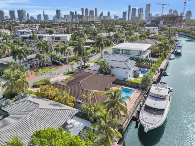 3-bedroom home for sale in North Miami Beach - 2930 NE 164th St - MondialRealty