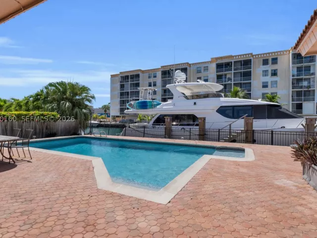 3-bedroom home for sale in North Miami Beach - 2930 NE 164th St - MondialRealty