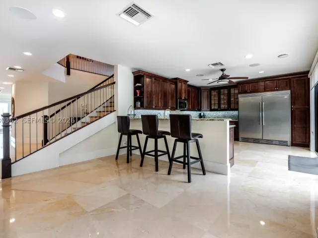6-bedroom home for rent in Boca Raton - 169 SE Wavecrest Way 0 - MondialRealty