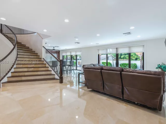 6-bedroom home for rent in Boca Raton - 169 SE Wavecrest Way 0 - MondialRealty