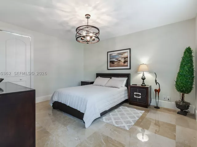6-bedroom home for rent in Boca Raton - 169 SE Wavecrest Way 0 - MondialRealty