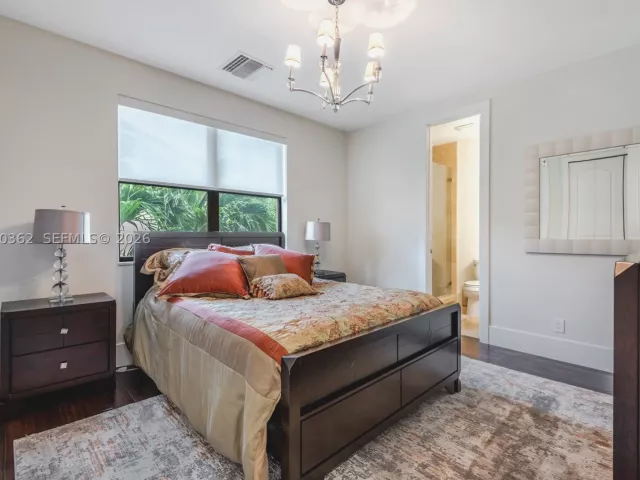 6-bedroom home for rent in Boca Raton - 169 SE Wavecrest Way 0 - MondialRealty