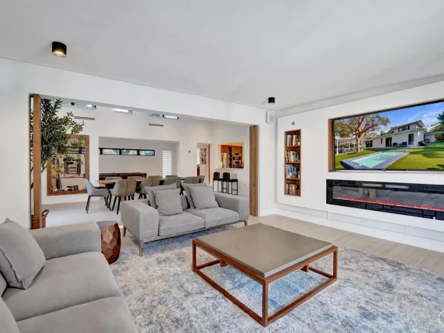 4-bedroom home for rent in Fort Lauderdale - 4417 SW 38th Terrace - MondialRealty