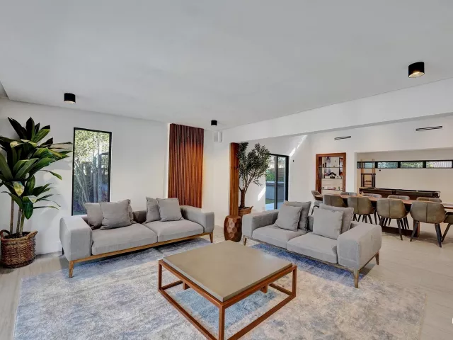 4-bedroom home for rent in Fort Lauderdale - 4417 SW 38th Terrace - MondialRealty