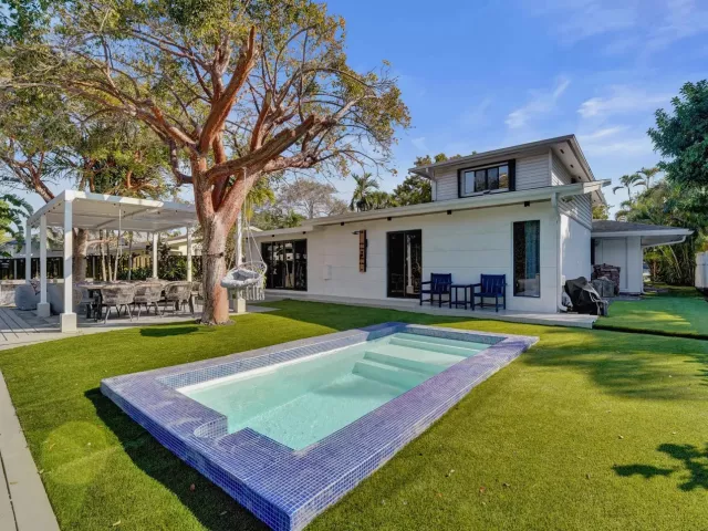4-bedroom home for rent in Fort Lauderdale - 4417 SW 38th Terrace - MondialRealty