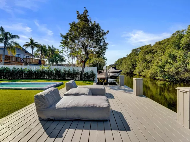 4-bedroom home for rent in Fort Lauderdale - 4417 SW 38th Terrace - MondialRealty