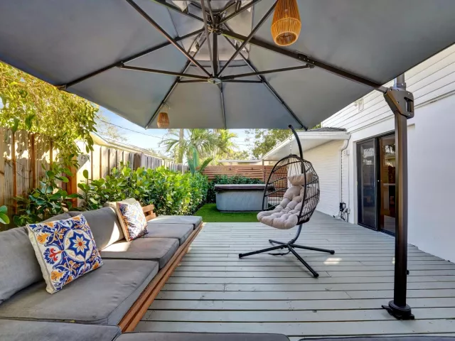 4-bedroom home for rent in Fort Lauderdale - 4417 SW 38th Terrace - MondialRealty