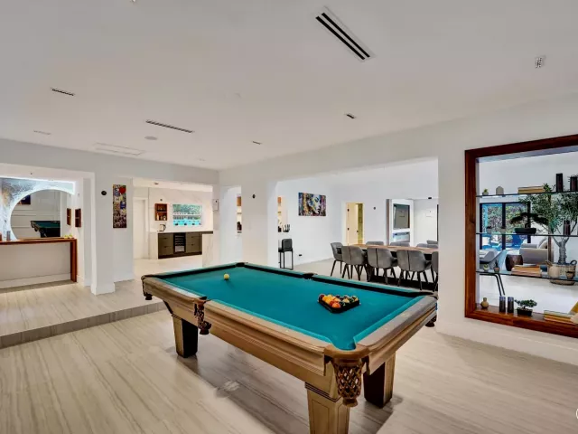 4-bedroom home for rent in Fort Lauderdale - 4417 SW 38th Terrace - MondialRealty