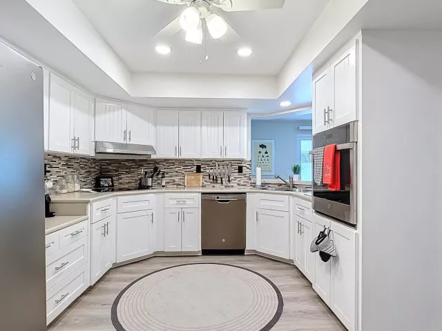 3-bedroom home for rent in Fort Lauderdale - 4516 NE 21st Lane - MondialRealty