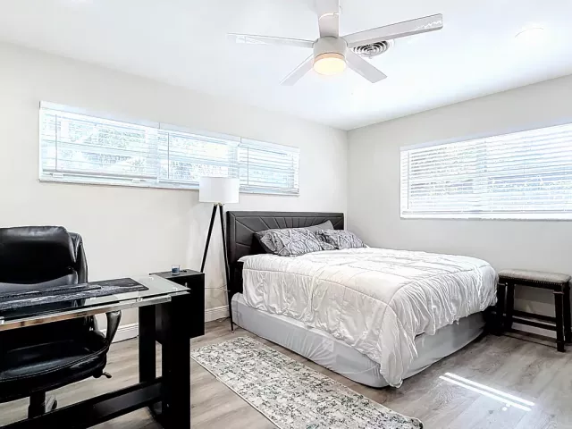 3-bedroom home for rent in Fort Lauderdale - 4516 NE 21st Lane - MondialRealty