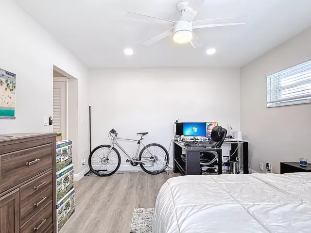 3-bedroom home for rent in Fort Lauderdale - 4516 NE 21st Lane - MondialRealty