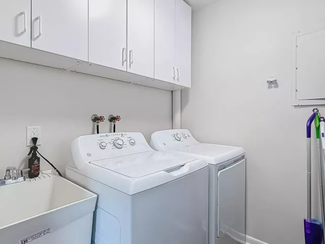 3-bedroom home for rent in Fort Lauderdale - 4516 NE 21st Lane - MondialRealty