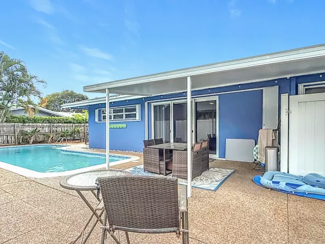 3-bedroom home for rent in Fort Lauderdale - 4516 NE 21st Lane - MondialRealty