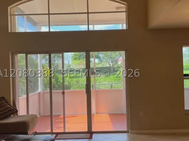 4-bedroom home for sale in Pembroke Pines - 19409 NW 24th Pl - MondialRealty